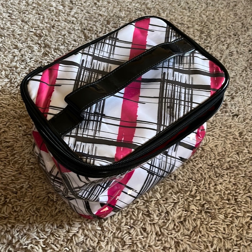 Cosmetics bag